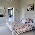 Chateau De Matel B&B