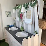 Chateau De Matel B&B 4*