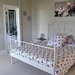 Bed and breakfast Chateau De Matel
