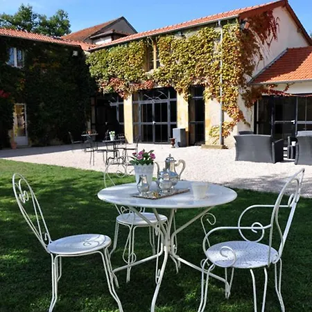 Château De Matel 4* Roanne