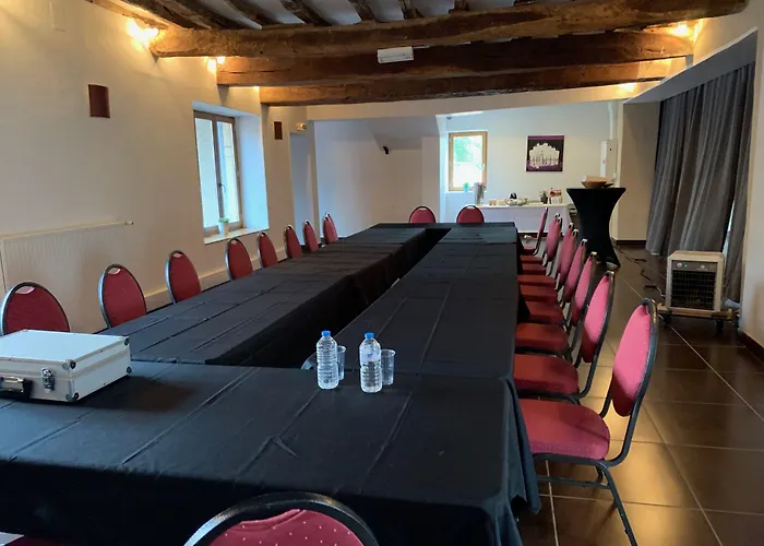 Bed & Breakfast Chateau De Matel 4*