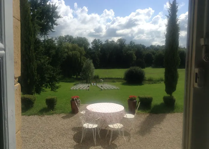 Bed & Breakfast Chateau De Matel Roanne