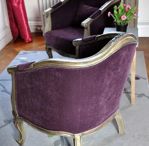 Chateau De Matel Bed & Breakfast 4*