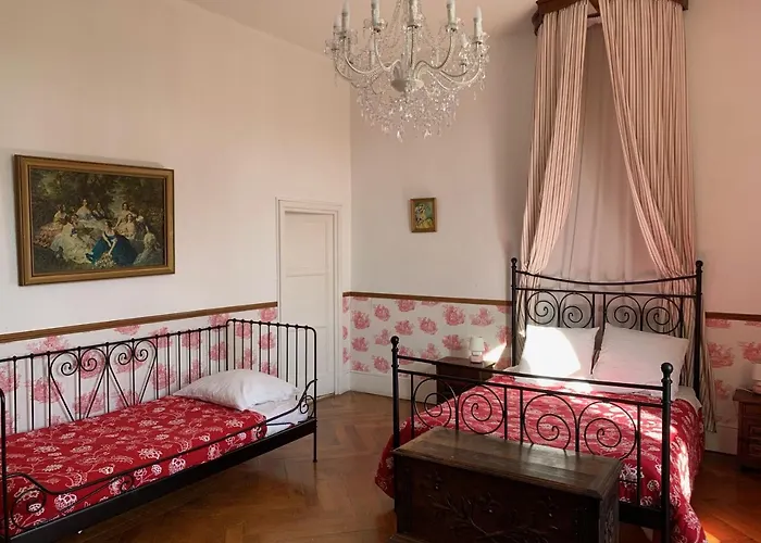 Bed & Breakfast Chateau De Matel