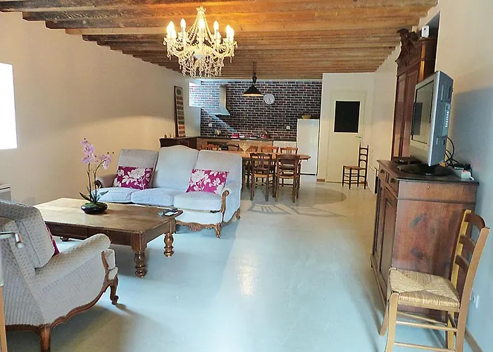 Bed and Breakfast Chateau De Matel 4*
